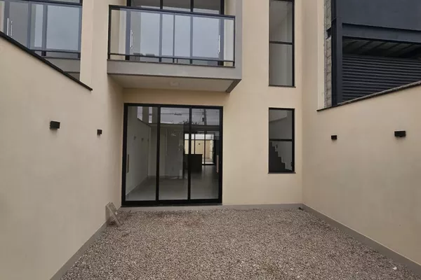 a VENDA um Sobrado de 3 suítes c/ Piscina e área gourmet no B. Boa Vista, Vit. da Conquista - BA - Foto 3