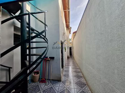 Sobrado à venda de 146m², com 3 quartos, sendo 1 suíte, 4 banheiros e 2 vagas de garagem, no bairro Nova Piracicaba - Foto 27