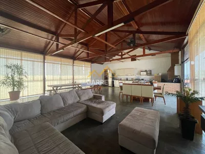 Chácara à venda no bairro Santa Rita, com 727 m² de construção, 6 quartos (sendo 4 suítes), piscina e 8 vagas de garagem - Foto 5