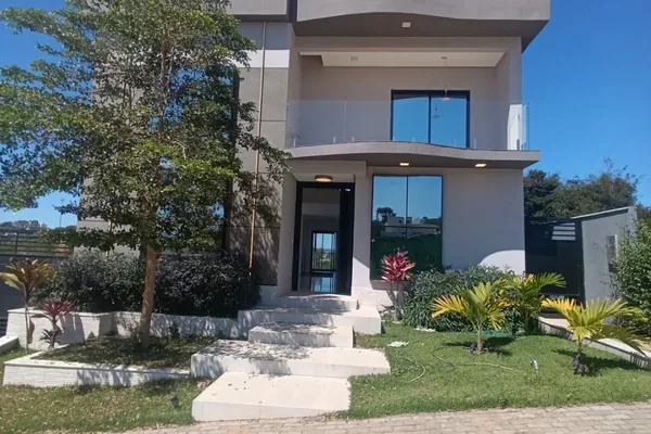 Casa de 2 pavimentos com 4 quartos sendo 3 suítes + dependência + espaço gourmet em condomínio f - Foto 4