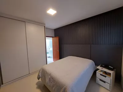 Casa de 4 suítes + dependência , cozinha e quartos planejados, piscina aquecida, energia solar ? - Foto 16