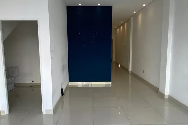 Loja Comercial, para locação, no Centro de Vitória da Conquista, BA - Foto 1