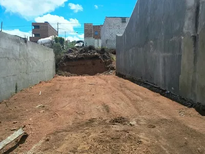Oportunidade Terreno no asfalto à Venda no Lot Bateias 2. Bairro Zabelê em Vitória da Conquista - Foto 2