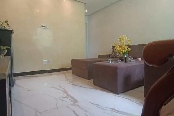 Lindo Apartamento à Venda no 1º Andar com garagem coberta no bairro Candeias, Vitória da Conquist - Foto 3