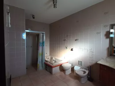 Casa à venda na Vila Fátima, com 422 m², 5 quartos (sendo 2 suítes) e 4 vagas de garagem - Foto 46