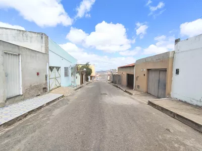 Casa solta de 3 quartos sendo 1 suíte em terreno de 193 m² no Alto Maron, Vitória da Conquista, - Foto 31