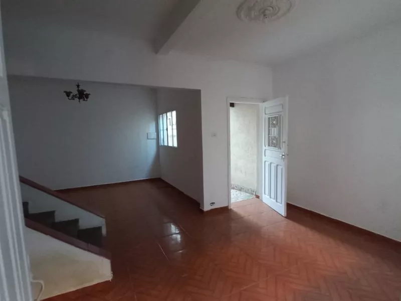 Casa à venda no centro de Capivari, com 100 m², 3 quartos e 2 banheiros - Foto Principal