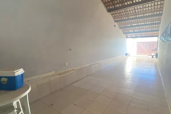 Excelente Casa de 3 quartos sendo 2 suítes e garagem para 4 carros à Venda, santa Cecília , Vitó - Foto 2