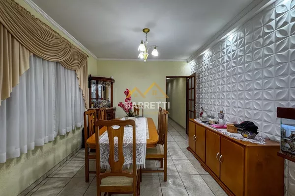 Casa à venda com 200m², 3 quartos, 3 vagas de garagem e piscina no bairro Santa Terezinha - Foto 6