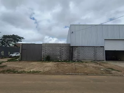 Galpão de 180m2 a venda, construído em terreno de esquina de 600mts, localizado no Bairro Jurema, - Foto 2