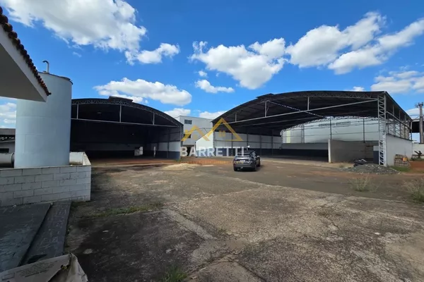 Barracão com 1.614 m² em Piracicaba - Foto 1