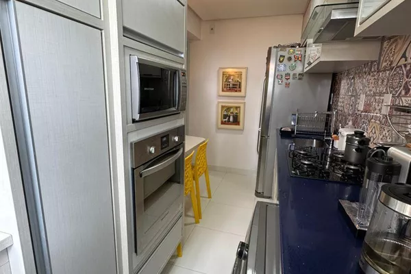 Excelente apartamento térreo à venda, semimobiliado, com 2 quartos sendo um suíte, quintal, Bair - Foto 4