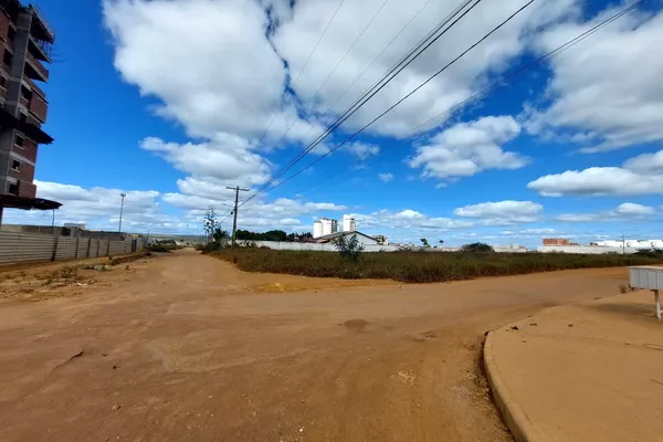 Terreno de 1.000mts de esquina no Alto da Boa Vista - Foto 3