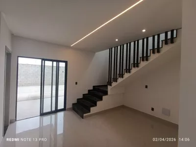 Casa duplex soltas com 3 suítes, sala com 2 ambientes, lavabo, garagem coberta para 2 carros, Alto - Foto 4