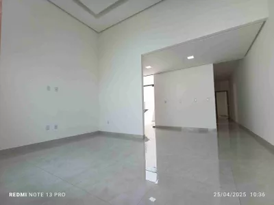 Linda casa nova de 3 quartos sendo 1 suíte, garagem para 2 carros, acabamento de primeira à Venda - Foto 5