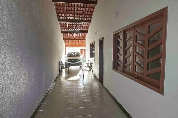 Casa com 4 quartos sendo 2 suítes, 4 salas, bastante espaço externo à venda, Ibirapuera, Vitória - Foto 4