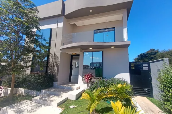 Casa de 2 pavimentos com 4 quartos sendo 3 suítes + dependência + espaço gourmet em condomínio f - Foto 5