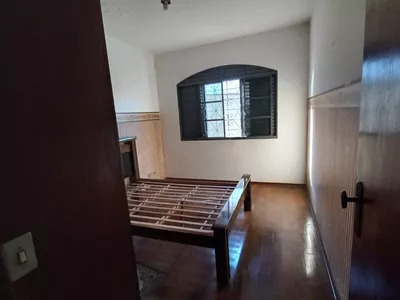 Casa à venda na Vila Fátima, com 422 m², 5 quartos (sendo 2 suítes) e 4 vagas de garagem - Foto 34