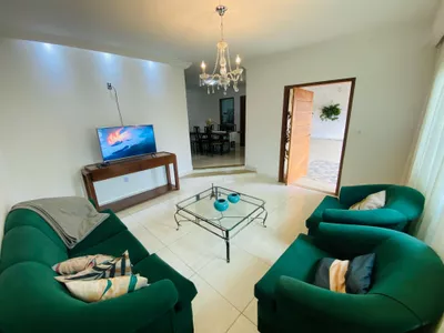 Excelente Casa de 4 quartos e garagem para 4 carros à Venda, Santa Cecília, Vitória da Conquista, - Foto 11