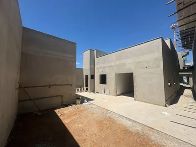 Excelente casa moderna nova podendo financiar, 3 quartos sendo 2 suítes, área gourmet, garagem par - Foto 34