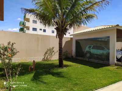 Casa Alto Padrão com 05 suítes, poço artesiano e energia solar em ótima localização no Bairro - Foto 3