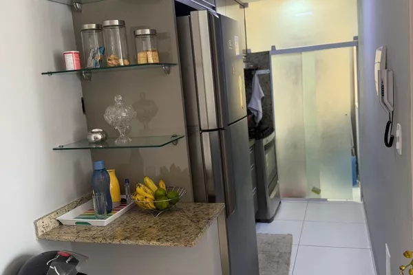 Apartamento completo, porteira fechada com móveis e Eletros andar alto de 2/4 em condomínio fechad - Foto 5