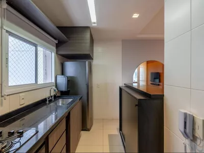 Apartamento com 70 m², 2 quartos sendo 1 Suíte, Mobiliado - Foto 6
