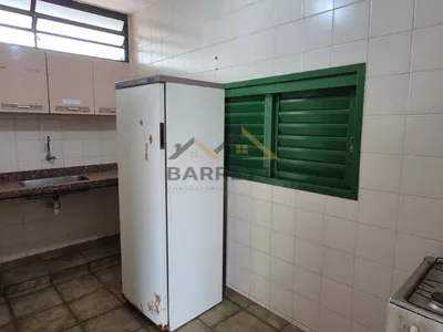 Chácara à venda com 6 dormitórios, sendo 2 suítes, 5 banheiros e 10 vagas de garagem - Foto 40