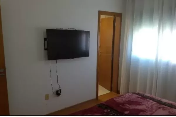 Na Geral de Coqueiros Excelente apartamento de três dormitórios - Foto 6