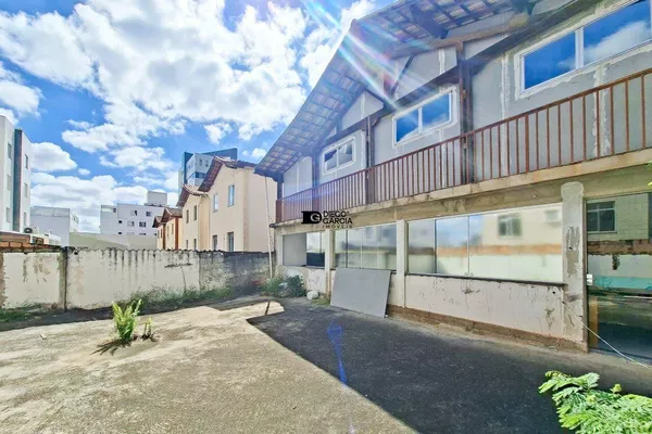 Casa Comercial à Venda em Contagem (Bairro Glória) – Frente, 720 m² Internos - Foto 3