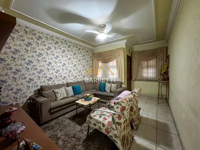 Casa à venda com 200m², 3 quartos, 3 vagas de garagem e piscina no bairro Santa Terezinha - Foto 2