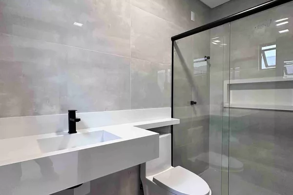 Casa com 3 suítes amplas, cozinha com planejados integrado com o espaço gourmet, Horto Premier Ba - Foto 4