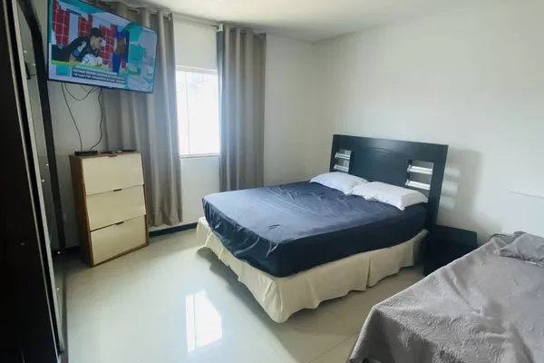 Vendo ótima casa no Boa Vista, 3 quartos sendo um com suíte, ampla garagem e muito mais - Foto 5