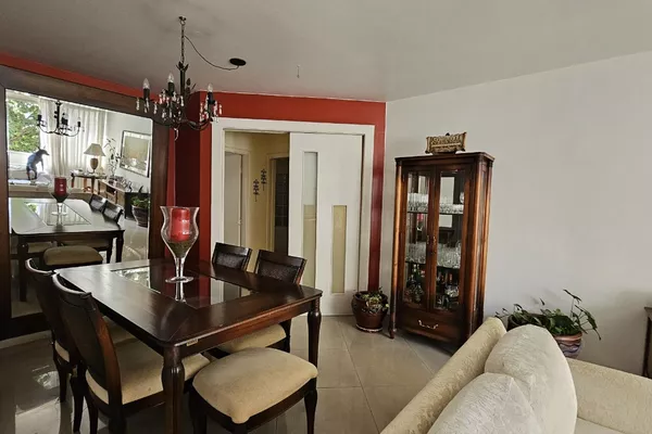 Apartamento em Moema com 131 m², com 3 quartos sendo 1 suíte. - Foto 2