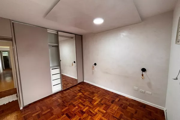 Casa de vila, assobradada com 3 quartos sendo 1 suite. - Foto 2