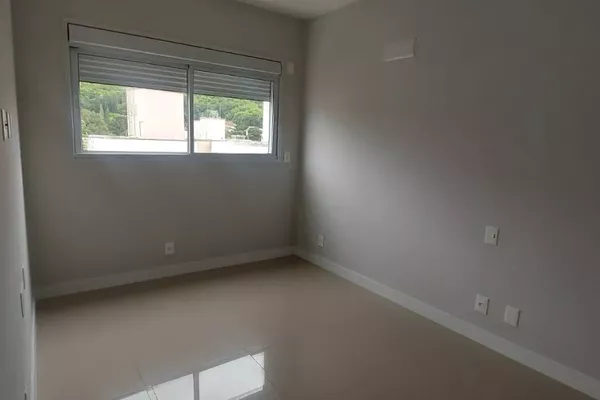 Apartamento à Venda de 3 Quartos no Itacorubi - Foto 1