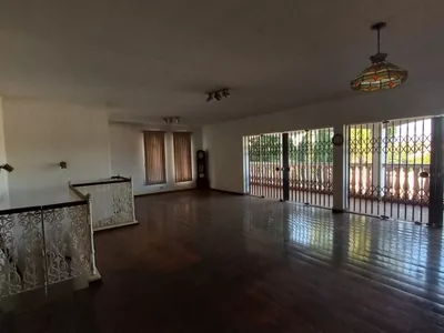 Casa à venda na Vila Fátima, com 422 m², 5 quartos (sendo 2 suítes) e 4 vagas de garagem - Foto 20