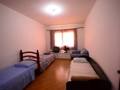 Apartamento com 131 m², com 4 quartos sendo 1 suíte. - Foto 5