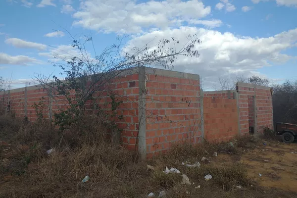 Terreno de 360 m² no Alto das Araras ao lado do Jardim candeias à venda, Candeias, Vitória da Con - Foto 2
