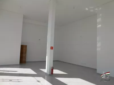 Loja com 100² de esquina no Água Verde para locação - Foto 14