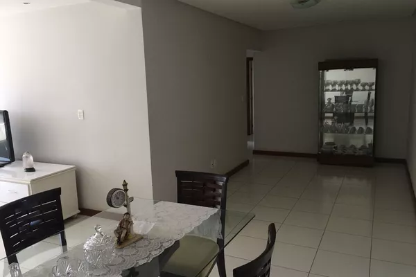 Vendo amplo apartamento de 3 quartos com 2 suítes, 3 vagas de garagem, 136M², área de lazer compl - Foto 3