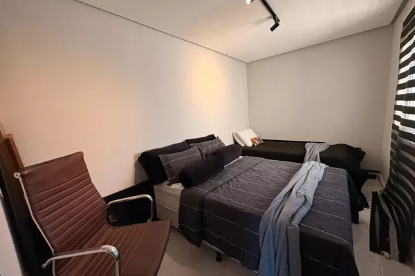 Cobertura duplex mobiliada com 4 quartos sendo 3 suites, terraço comm área gourmet e piscina a ven - Foto 3