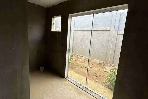 Casa de 3 quartos sendo 1 suíte nova em ótima localização dentro do Condomínio Conde III (finan - Foto 5