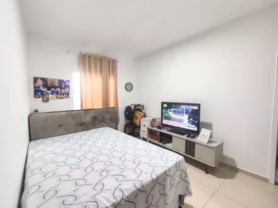Casa acima do Candeias contendo 3 quartos sendo 1 suíte próximo de tudo, bairro com infraestrut - Foto 14