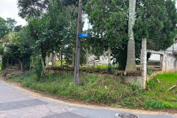 Casa com terreno de 512m² para venda no bairro Augusta, Curitiba - Foto 1
