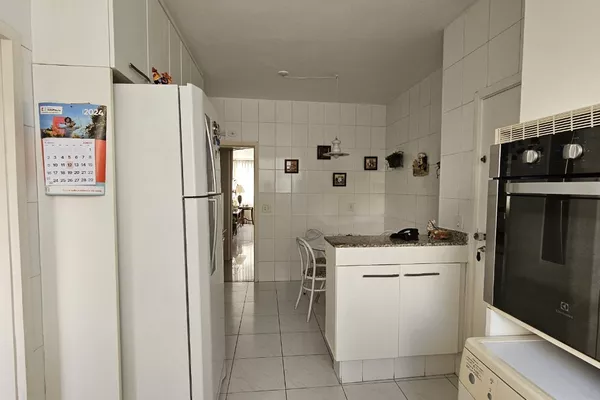 Apartamento em Moema com 131 m², com 3 quartos sendo 1 suíte. - Foto 6