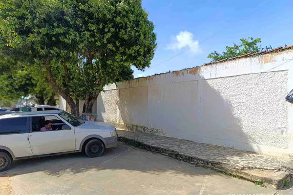 Casa de esquina com área de aproximadamente 500 m²à venda, para comércio, Espírito Santo, Vitó - Foto 2