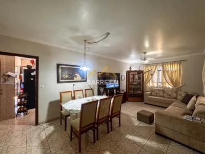 Chácara à venda no bairro Santa Rita, com 307 m² de área construída, 4 quartos, piscina, área gourmet e 4 vagas de garagem - Foto 4