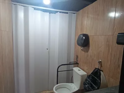 **Aluguel de Ponto Comercial de esquina com Mezanino na Av. Regis Pacheco no Centro – Vitória da - Foto 5