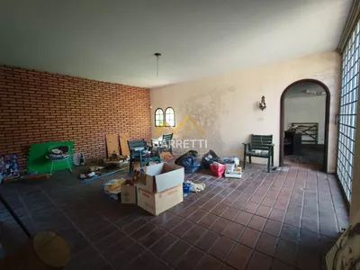 Casa à venda com 1.212 m², contendo quatro quartos, três salas, quatro banheiros e quatro vagas de garagem - Foto 13